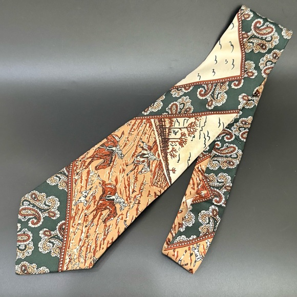 Vintage CARRE Berkley Cravats Equestrian Polo Horse European Look Silk Necktie - Picture 2 of 15